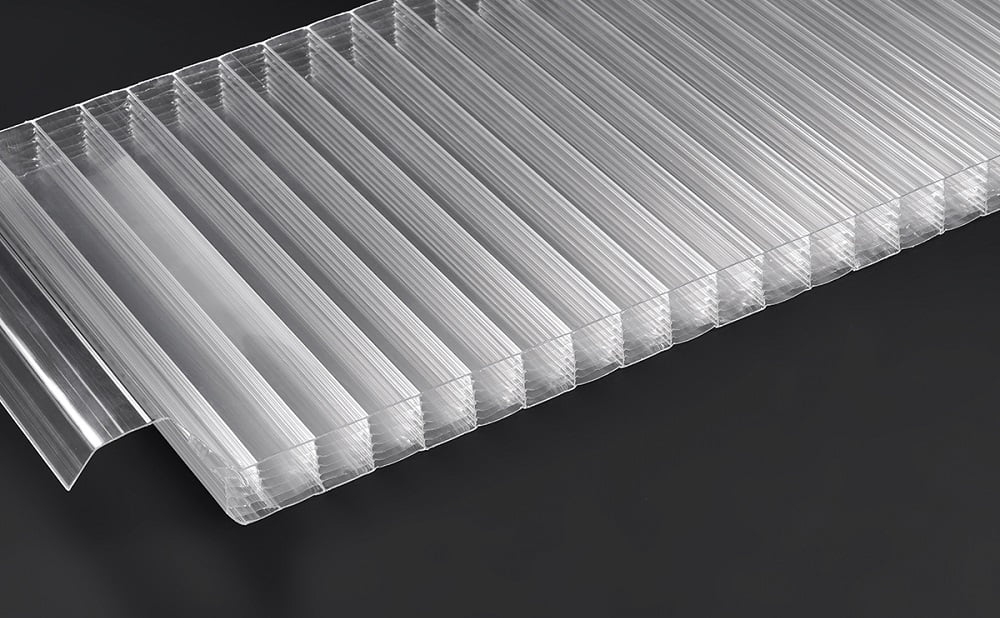 Alveolar Panel Equal Flaps in Polycarbonate